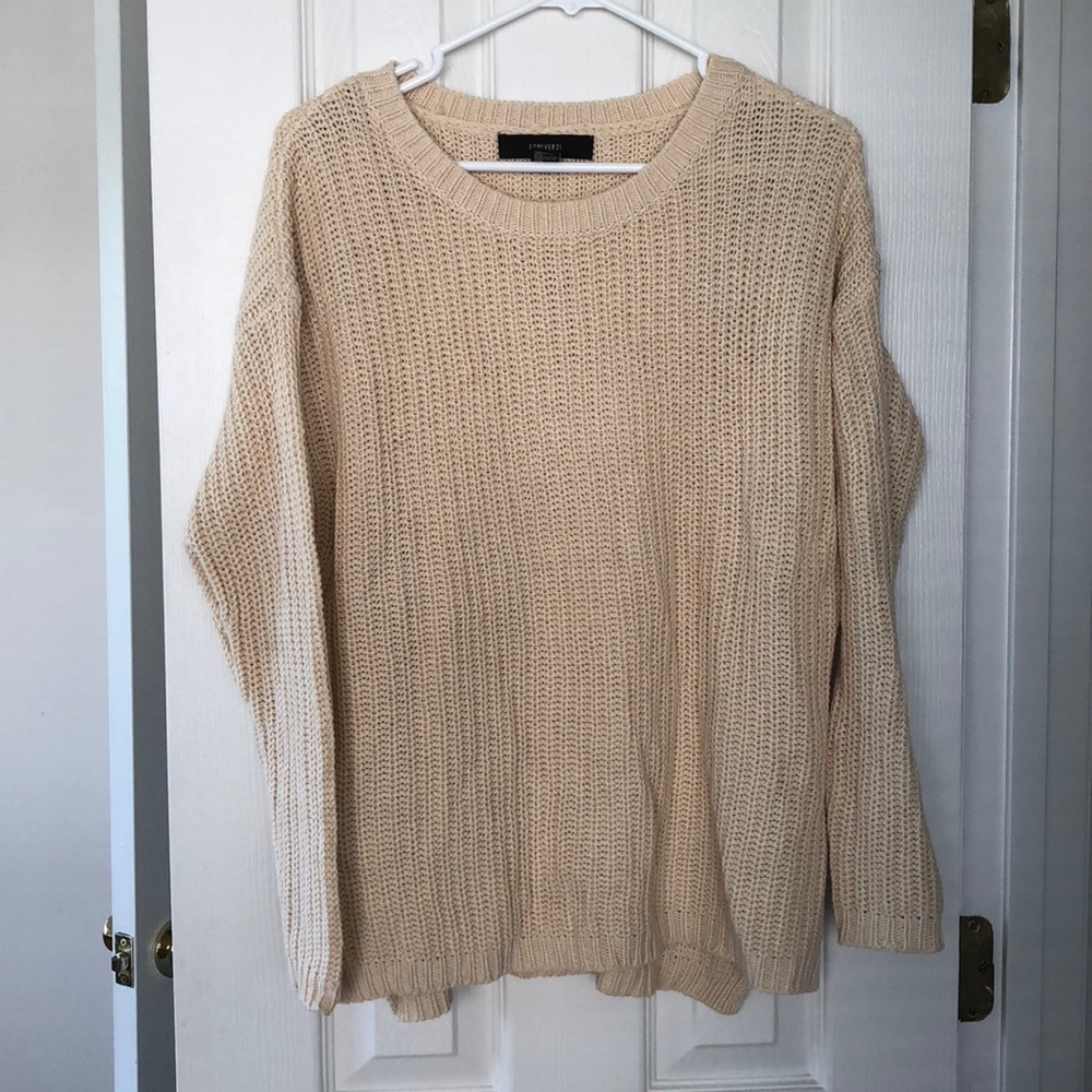 Forever 21 cable knit sweater. Size S.